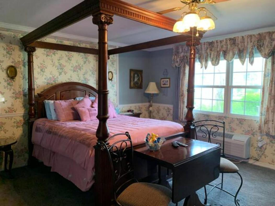 Dickey House Bed And Breakfast Marshfield エクステリア 写真
