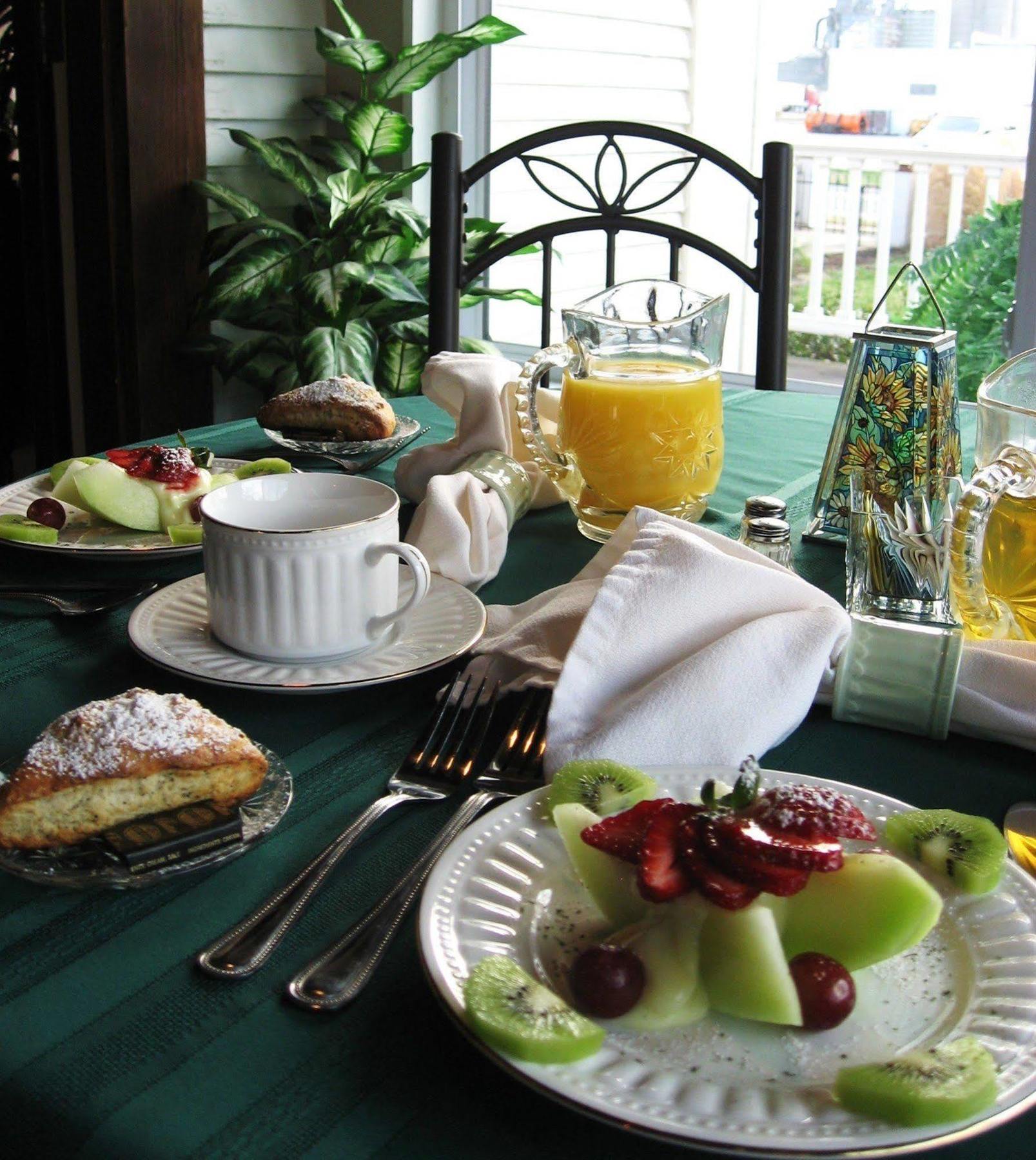 Dickey House Bed And Breakfast Marshfield エクステリア 写真
