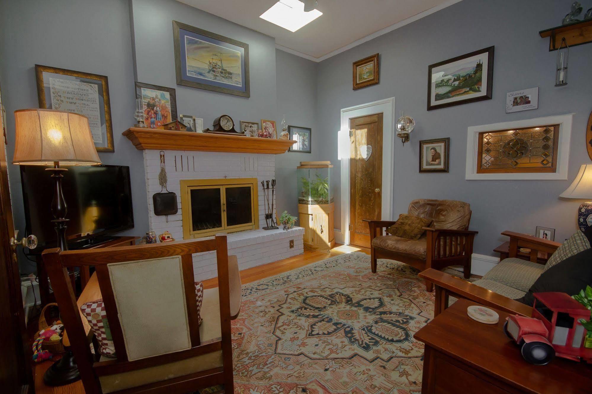 Dickey House Bed And Breakfast Marshfield エクステリア 写真